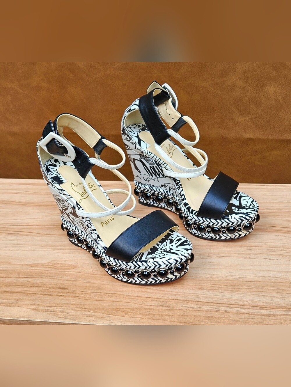 Christian Louboutin Black & White Graffiti Wedge Buckle Sandals Size 5 US - Picture 5 of 16